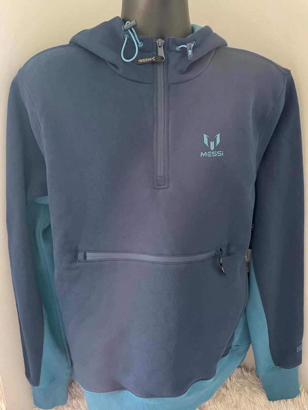 NWT MESSI COLLECTION Mens Colorblock 1/2 Zip Hoodie w/Front Pocket -Dress Blues